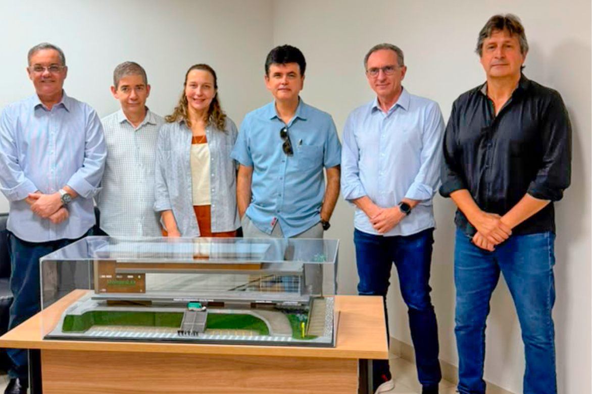 Entrega oficial da Maquete Urbana ao Conselho de Administração da Unimed Rio Preto, na Sede Administrativa da cooperativa.