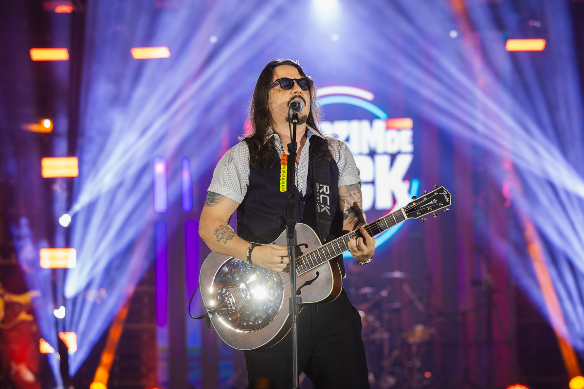 Barzim de Rock com Dino Fonseca chega a Rio Preto com show de mais de 3 horas e palco 360º